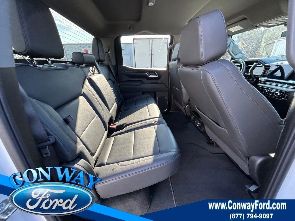 GMC Sierra 1500 SLT Crew Cab 4WD 2025