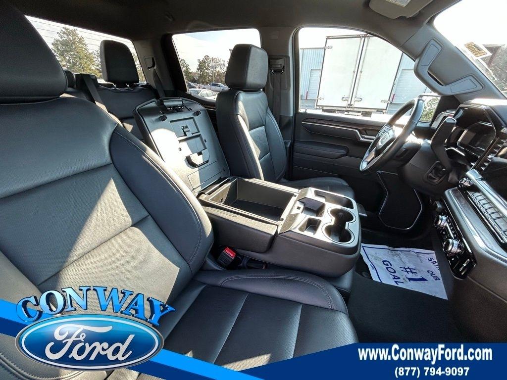 GMC Sierra 1500 SLT Crew Cab 4WD 2025