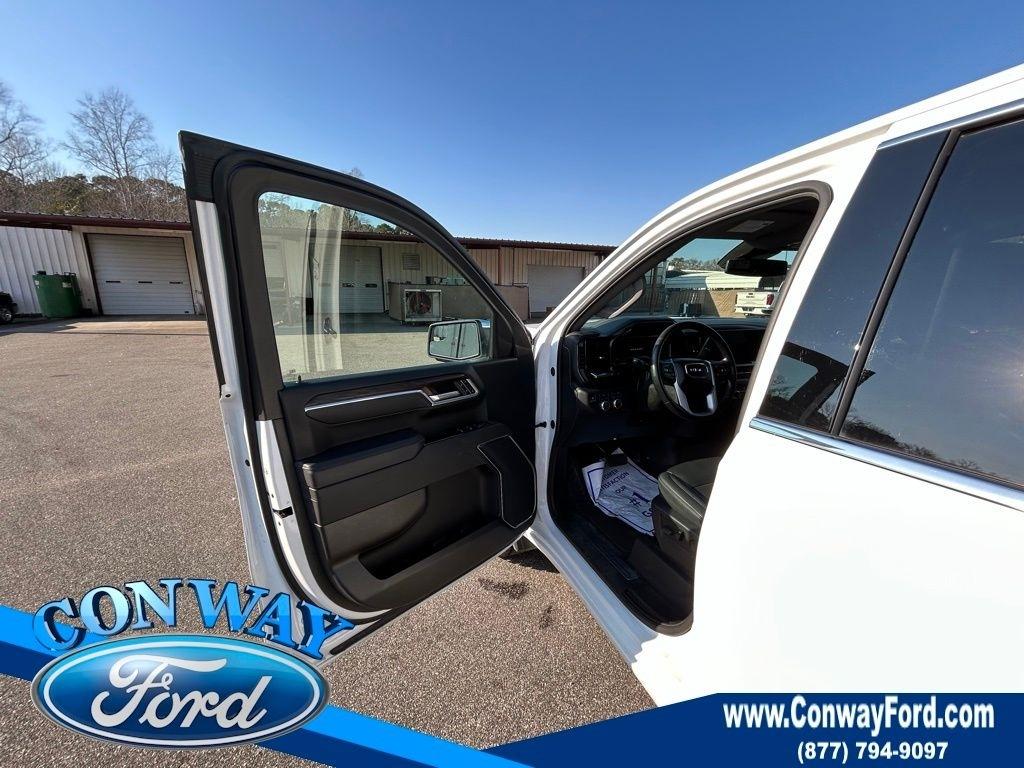 GMC Sierra 1500 SLT Crew Cab 4WD 2025