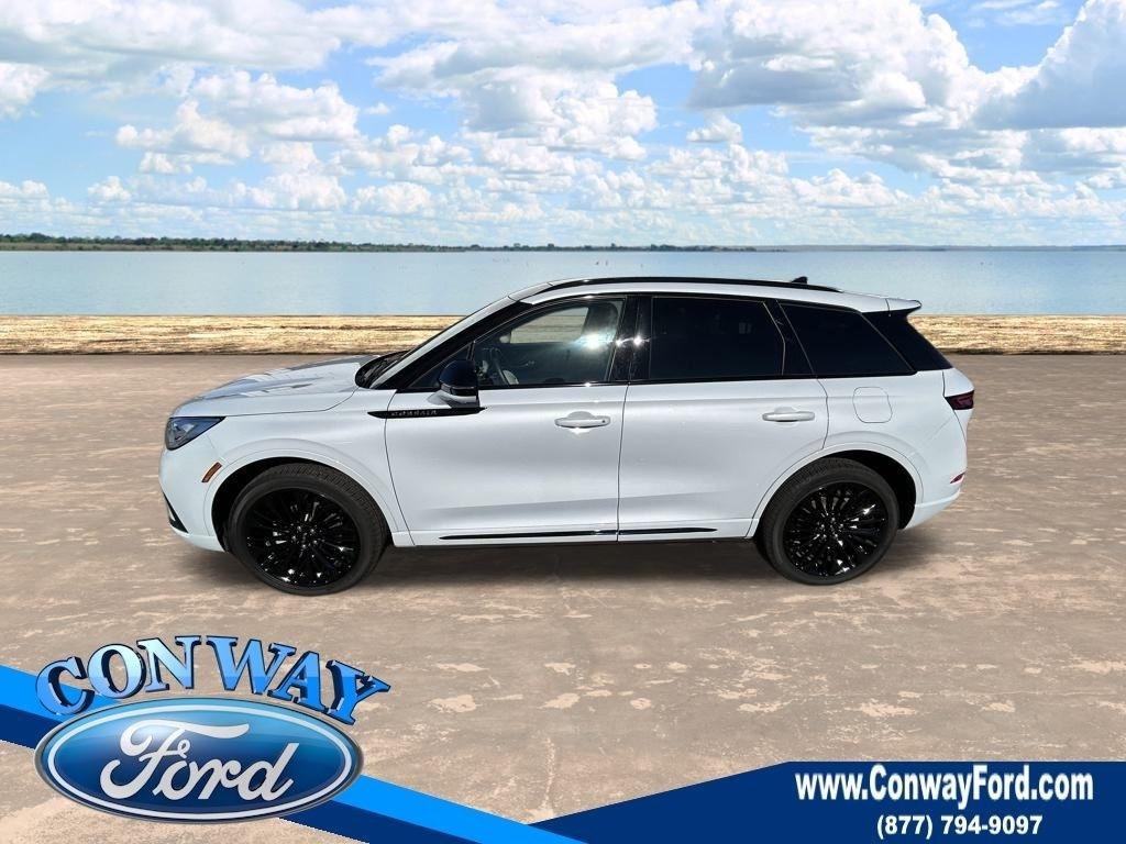 Lincoln Corsair Reserve AWD 2025