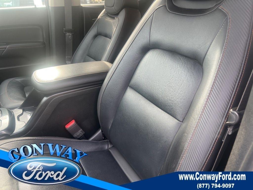 GMC Canyon AT4 Crew Cab w/Cloth 4WD 2022