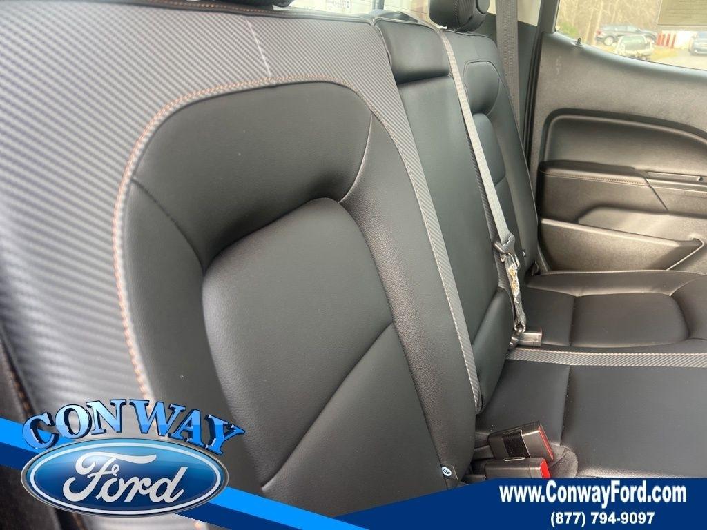 GMC Canyon AT4 Crew Cab w/Cloth 4WD 2022