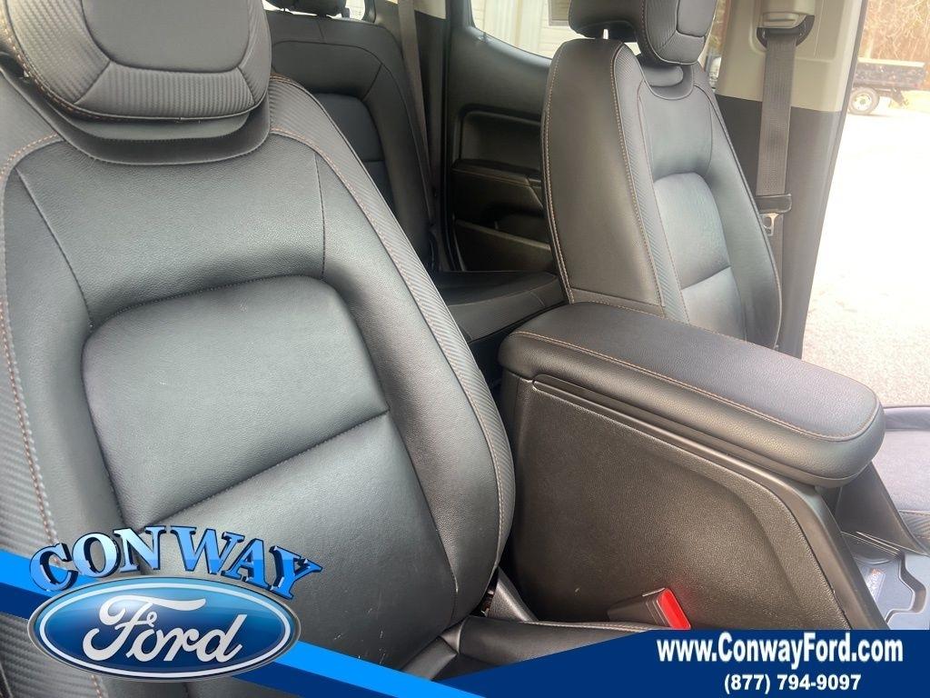 GMC Canyon AT4 Crew Cab w/Cloth 4WD 2022