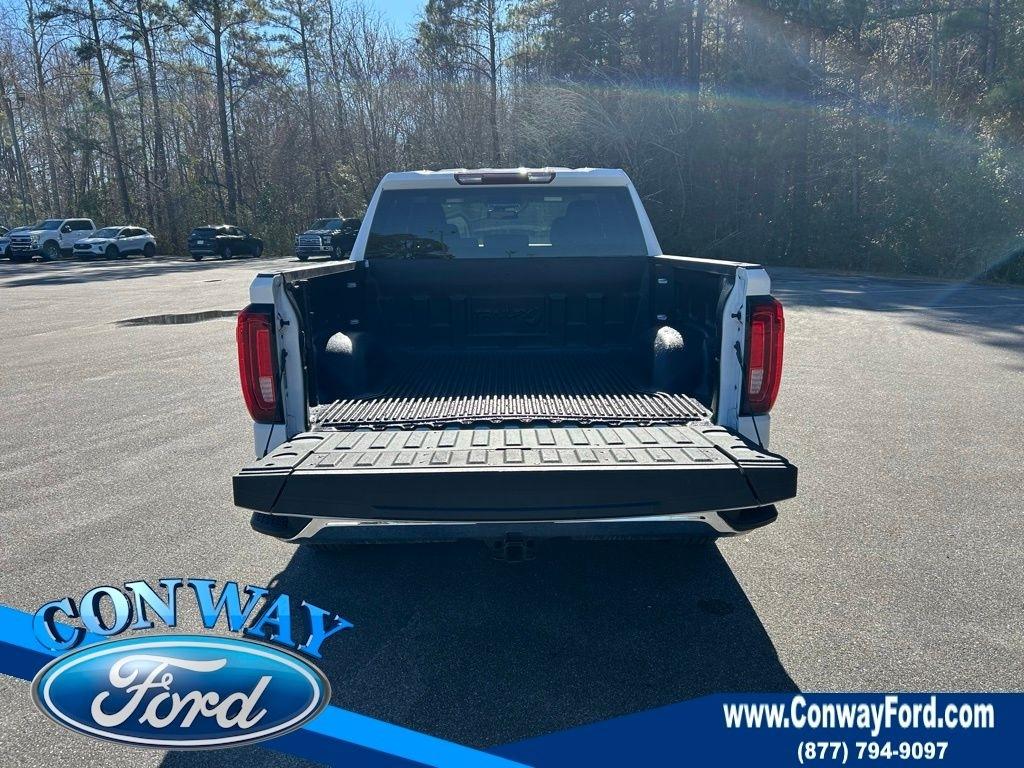 GMC Sierra 1500 SLT Crew Cab 4WD 2025