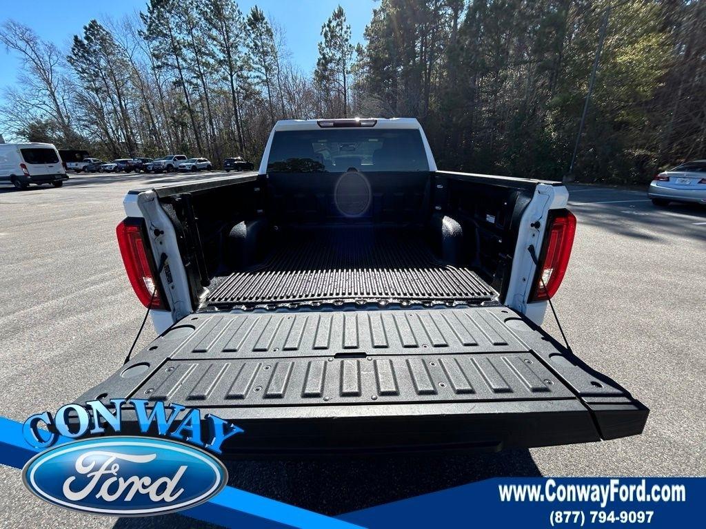 GMC Sierra 1500 SLT Crew Cab 4WD 2025