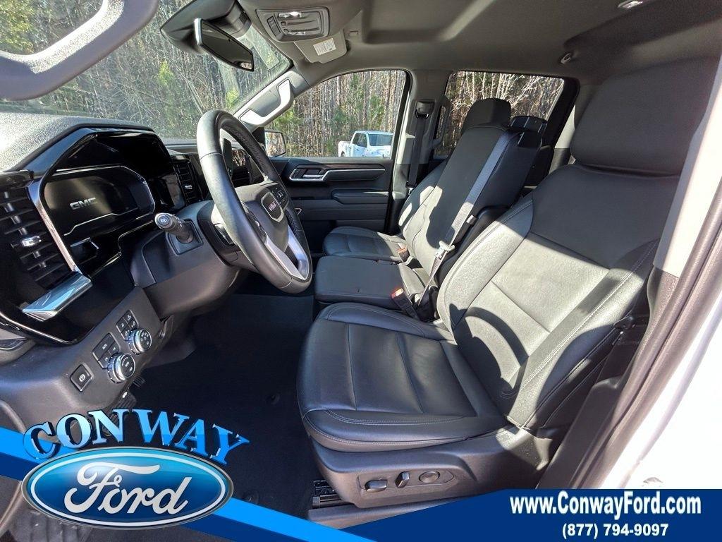 GMC Sierra 1500 SLT Crew Cab 4WD 2025