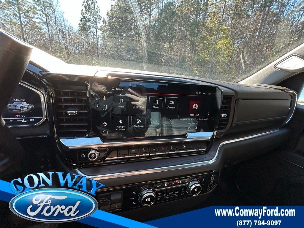 GMC Sierra 1500 SLT Crew Cab 4WD 2025