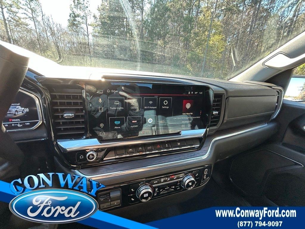 GMC Sierra 1500 SLT Crew Cab 4WD 2025