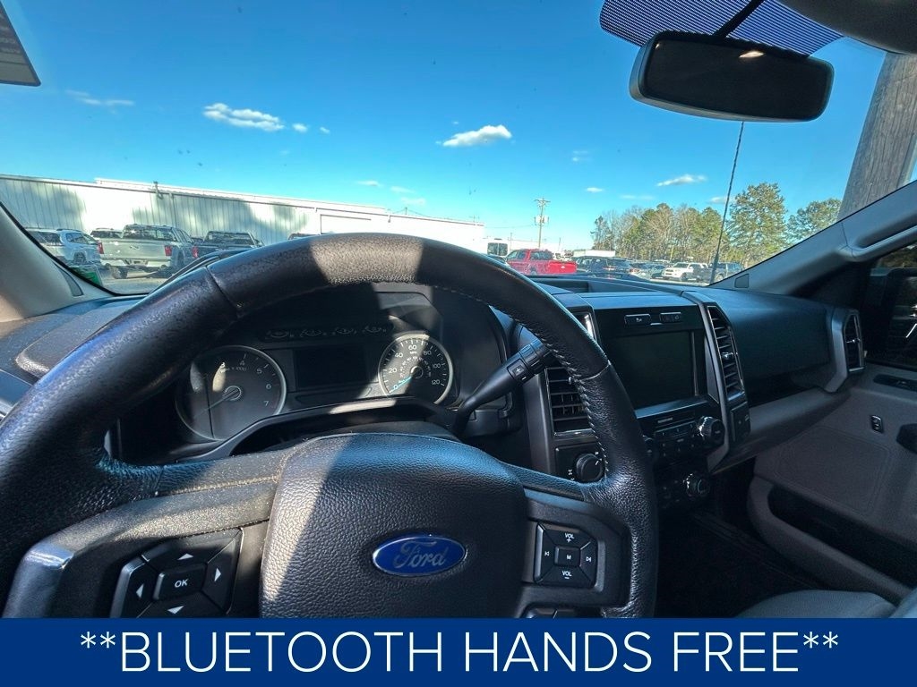 Ford F-150 XL SuperCrew 5.5-ft. Bed 4WD 2015