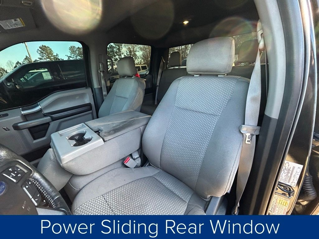 Ford F-150 XL SuperCrew 5.5-ft. Bed 4WD 2015