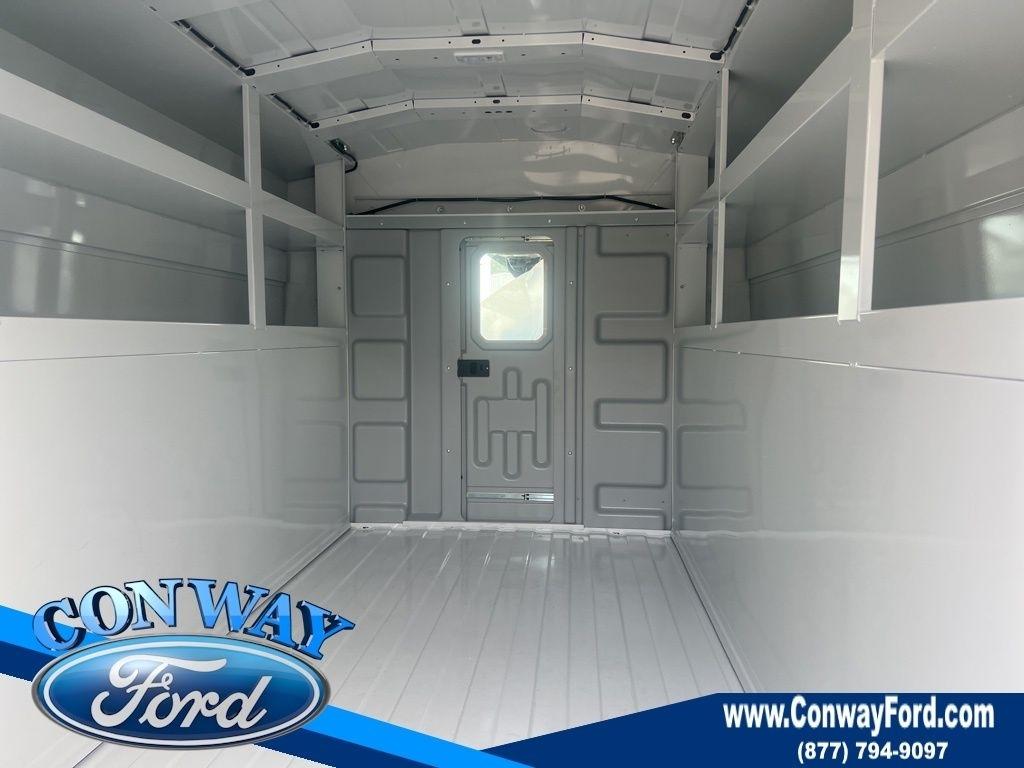 Ford Transit T-350 2024