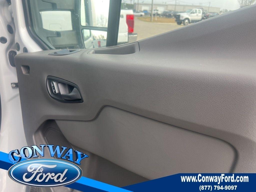 Ford Transit T-350 2024