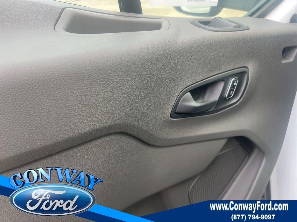 Ford Transit T-350 2024