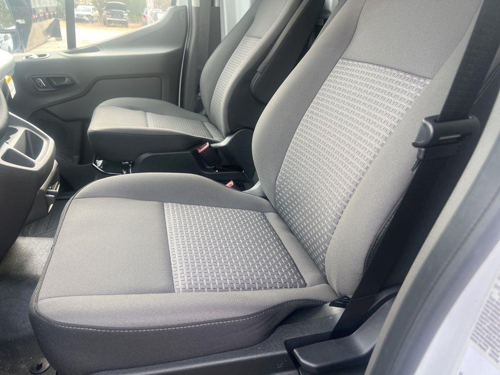 Ford Transit T-350 2024