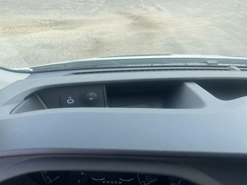 Ford Transit T-350 2024