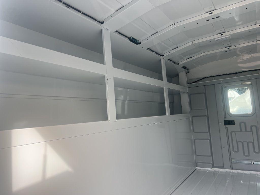 Ford Transit T-350 2024