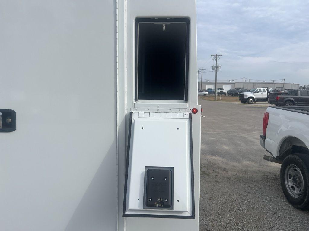 Ford Transit T-350 2024