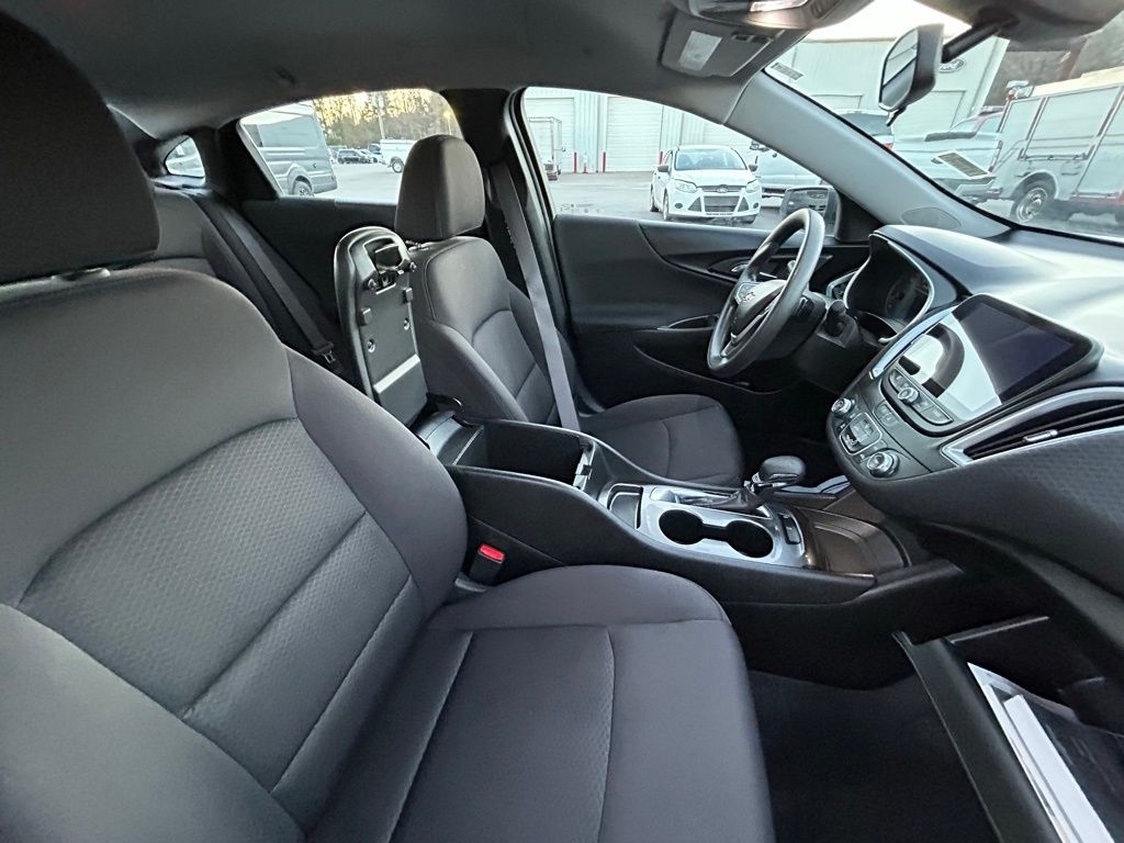 Chevrolet Malibu LS 2022