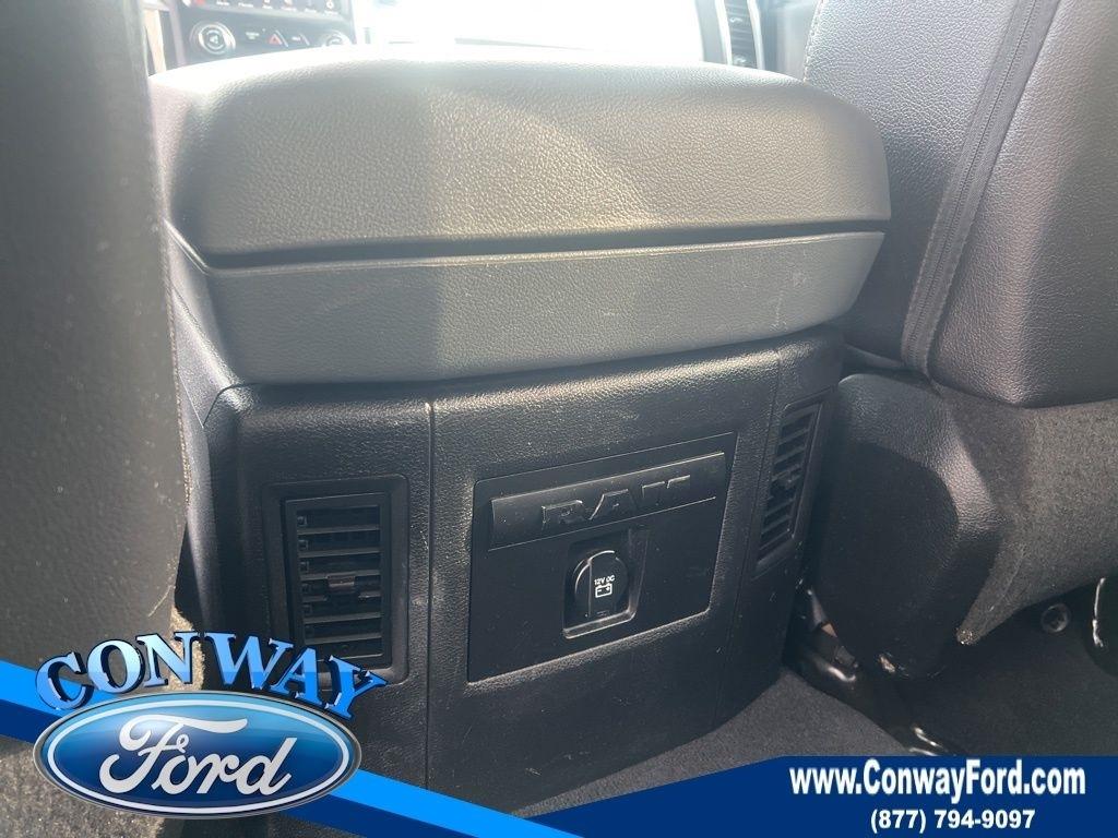 RAM 1500 SLT Crew Cab SWB 2WD 2018