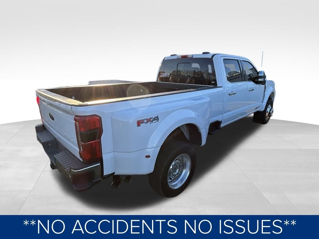 Ford F-450 SD XL Crew Cab DRW 4WD 2024