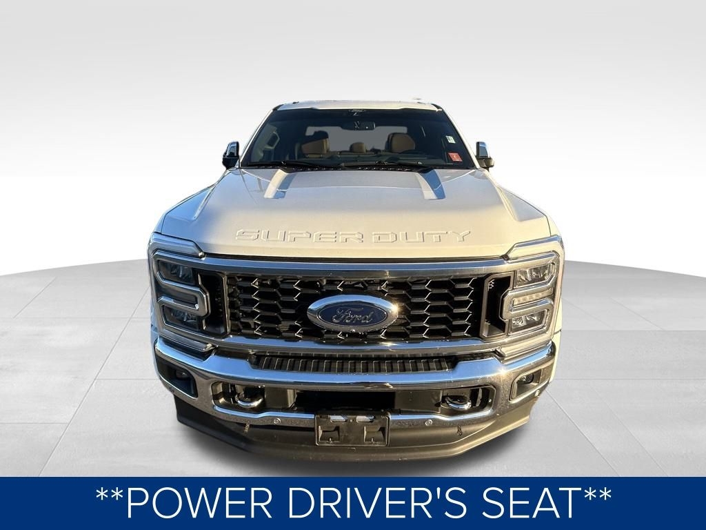 Ford F-450 SD XL Crew Cab DRW 4WD 2024