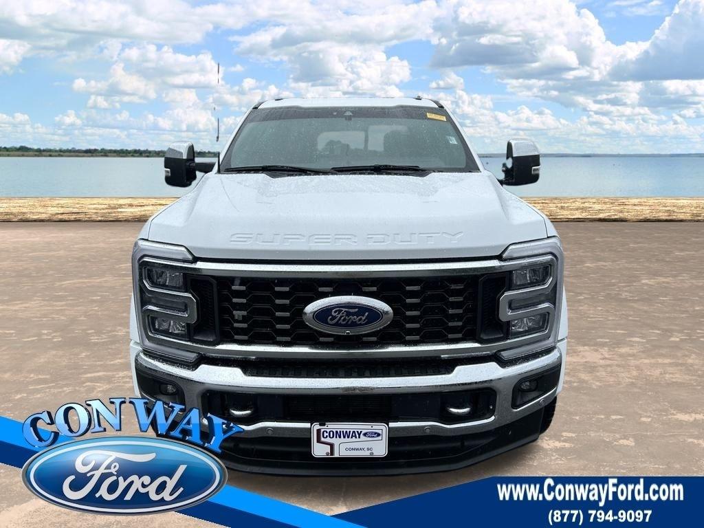 Ford F-450 SD XL Crew Cab DRW 4WD 2024