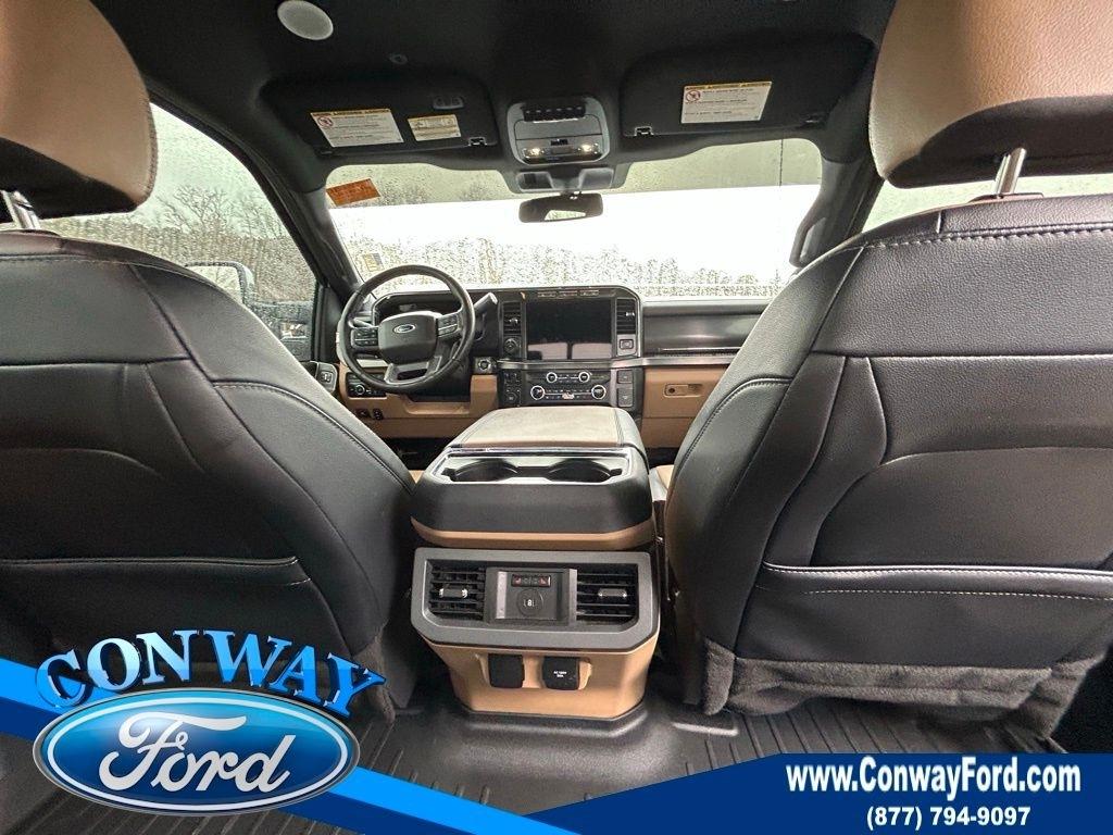 Ford F-450 SD XL Crew Cab DRW 4WD 2024