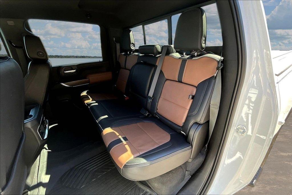 Chevrolet Silverado 2500HD High Country Crew Cab Short Box 4WD 2021