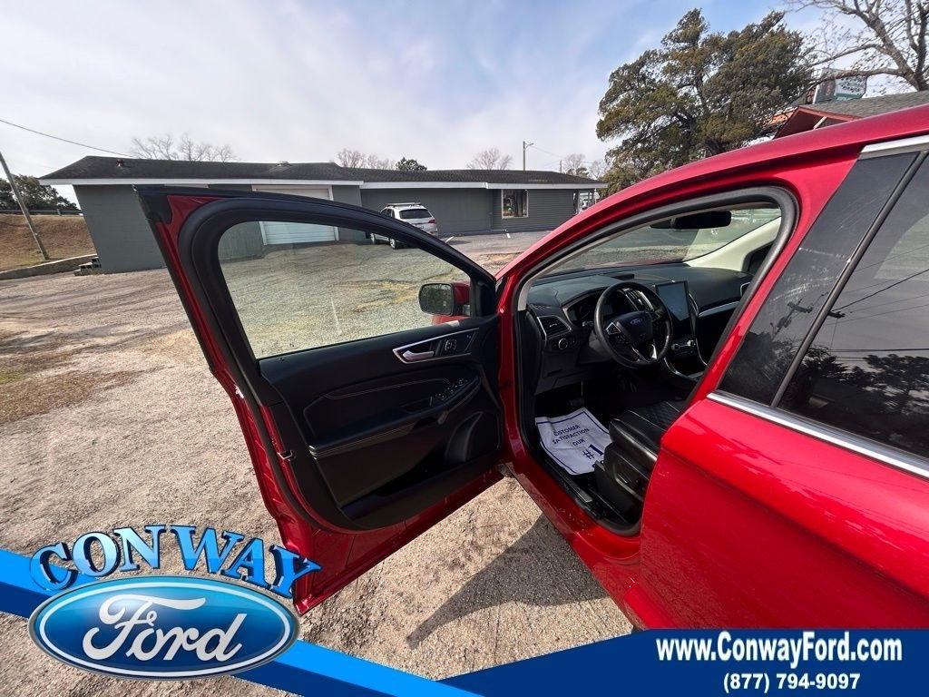 Ford Edge Titanium 2024