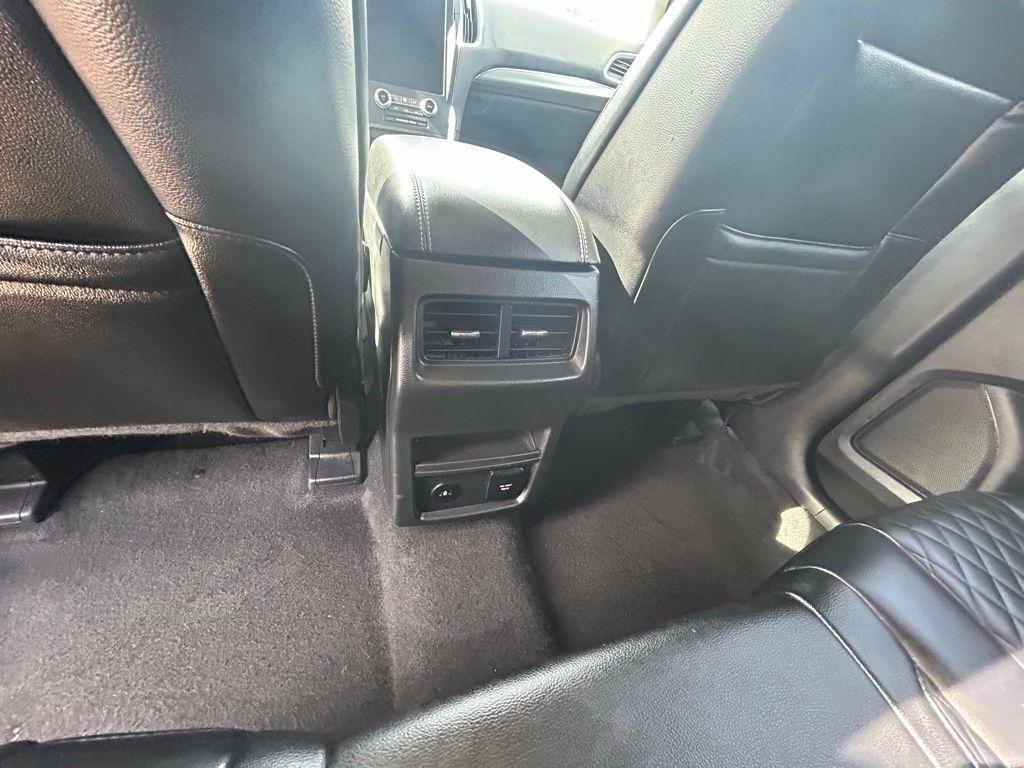 Ford Edge Titanium 2024