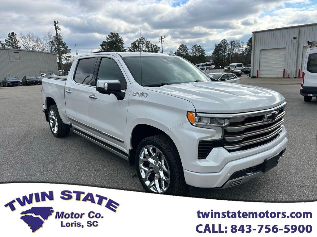 2022 Chevrolet Silverado 1500 High Country Crew Cab 4WD