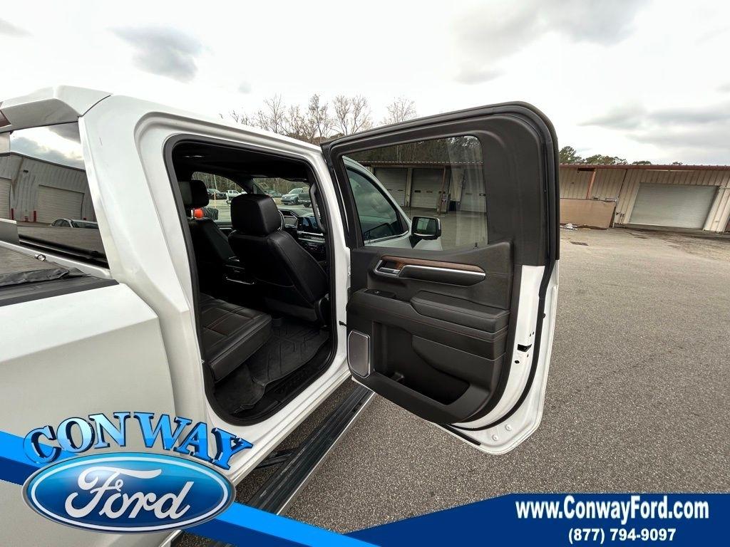 Chevrolet Silverado 1500 High Country Crew Cab 4WD 2022