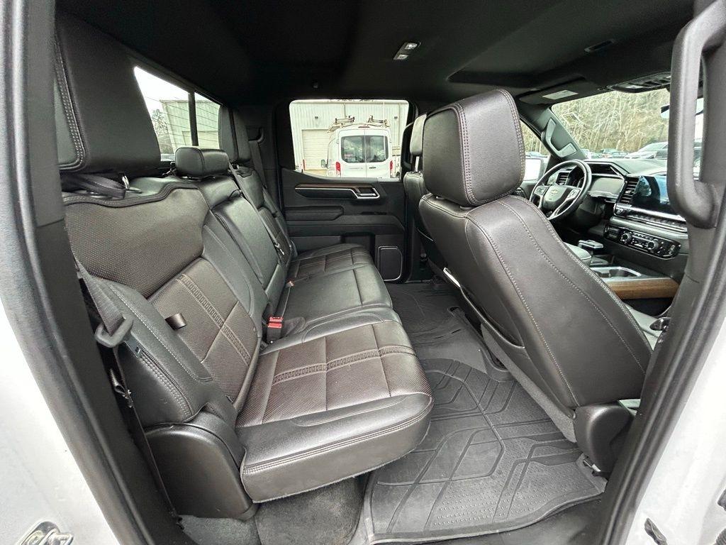 Chevrolet Silverado 1500 High Country Crew Cab 4WD 2022