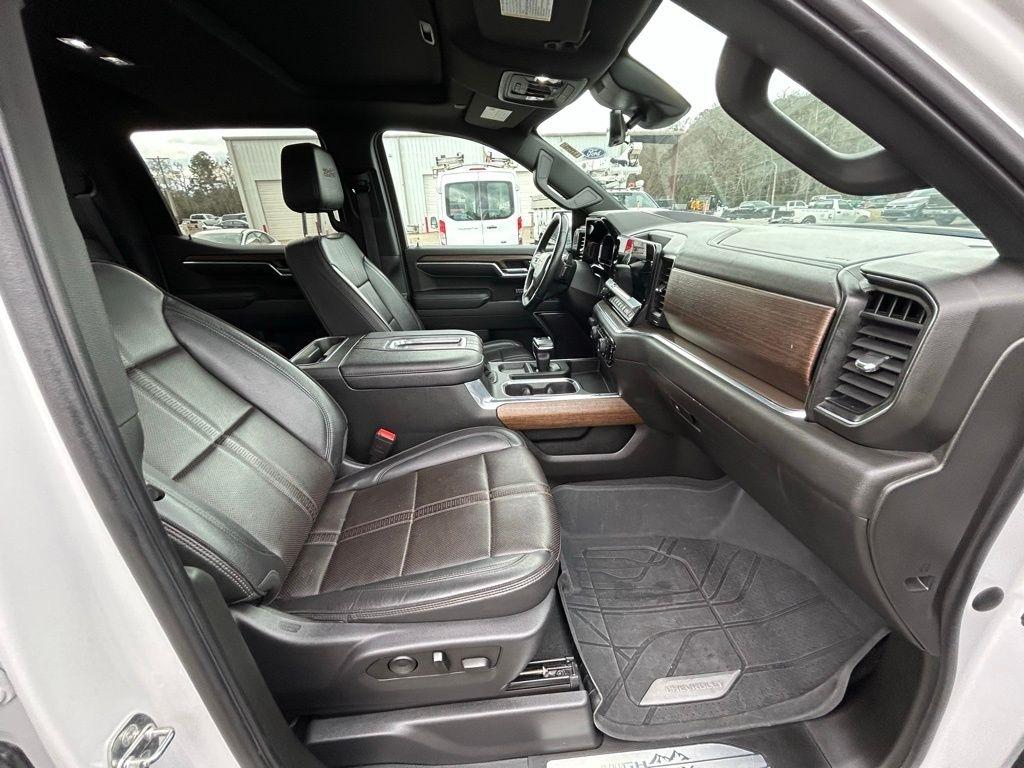 Chevrolet Silverado 1500 High Country Crew Cab 4WD 2022