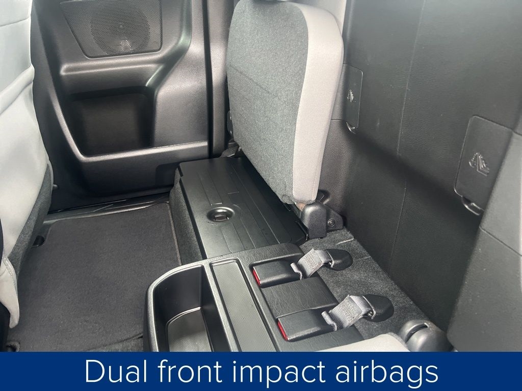 Toyota Tacoma SR5 Access Cab I4 6AT 2WD 2023