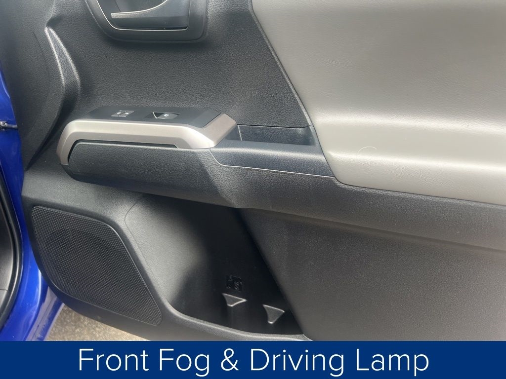 Toyota Tacoma SR5 Access Cab I4 6AT 2WD 2023