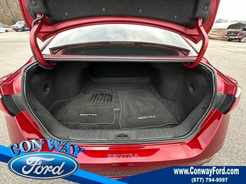 Nissan Sentra SV 2024