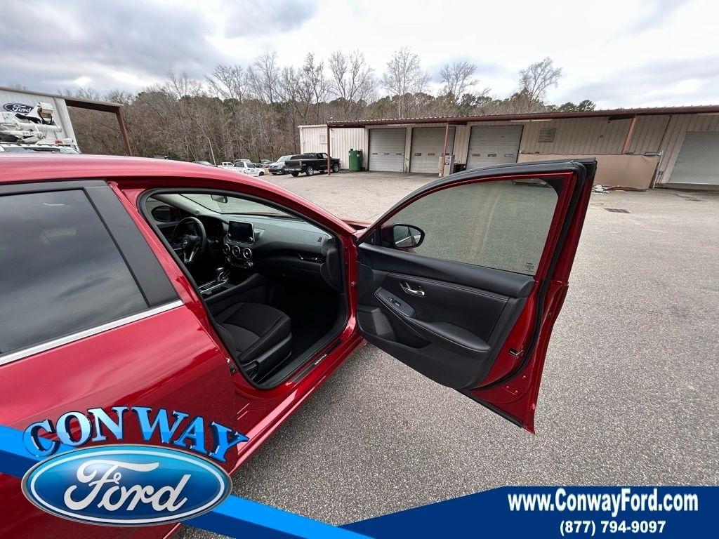 Nissan Sentra SV 2024