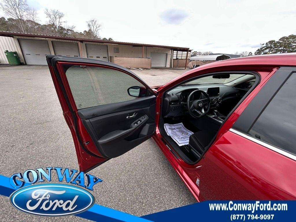 Nissan Sentra SV 2024