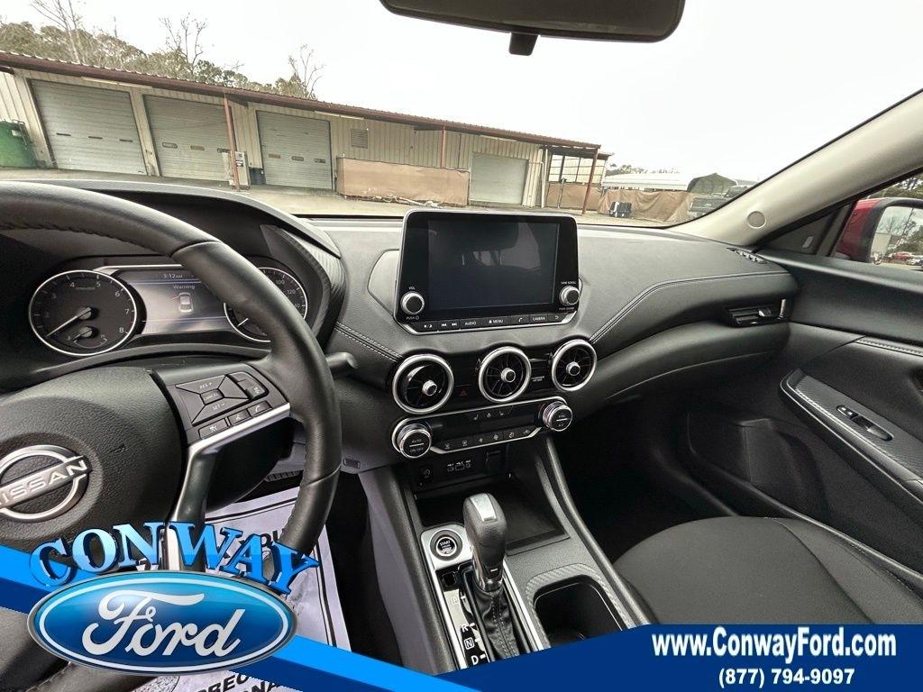 Nissan Sentra SV 2024