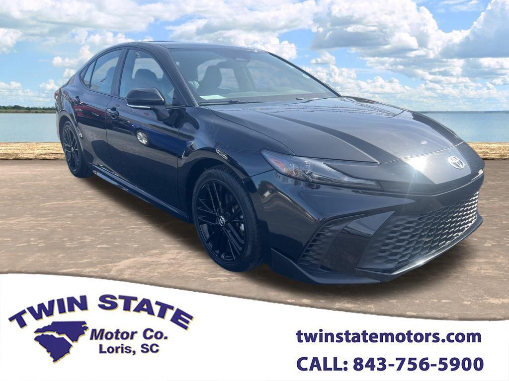 2025 Toyota Camry Hybrid XLE