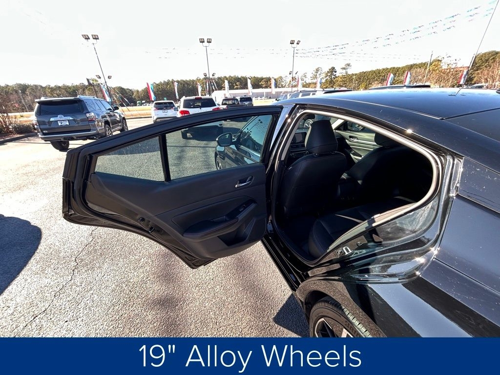 Nissan Altima 2.5 SR 2025