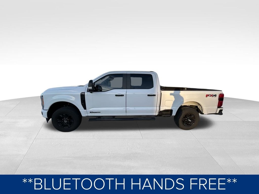 Ford F-250 SD XL Crew Cab 4WD 2023
