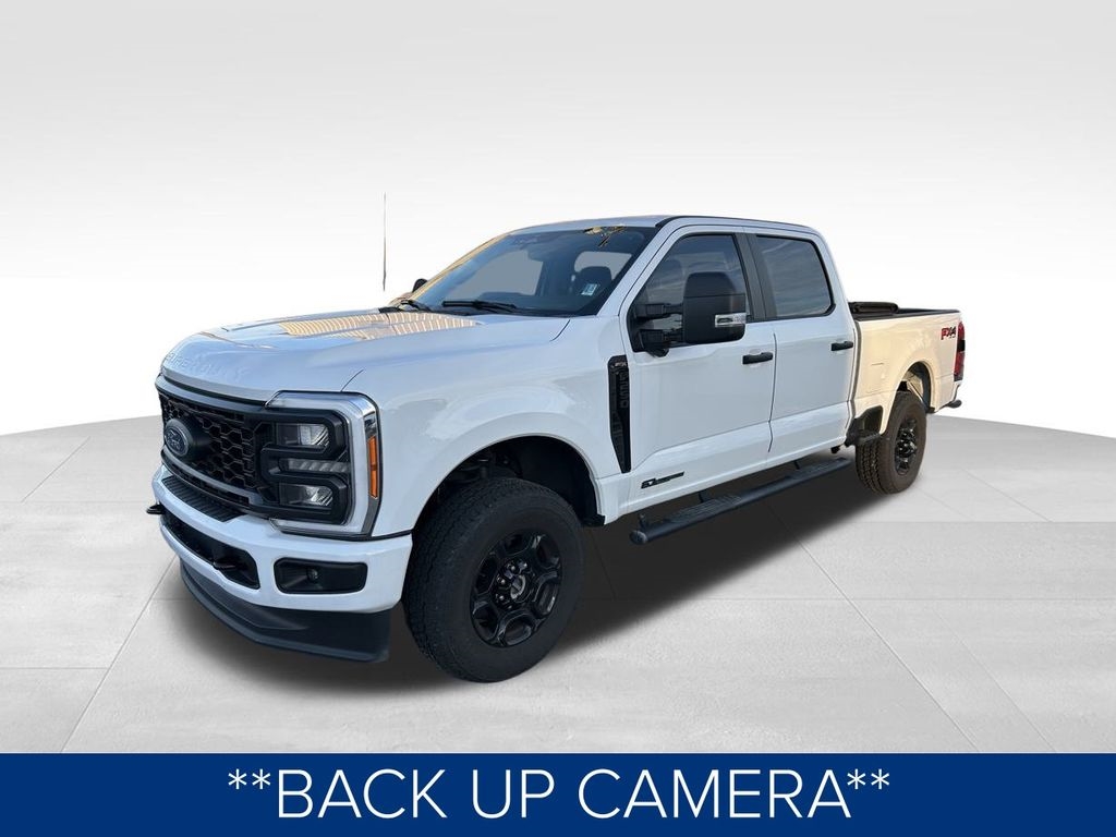 Ford F-250 SD XL Crew Cab 4WD 2023