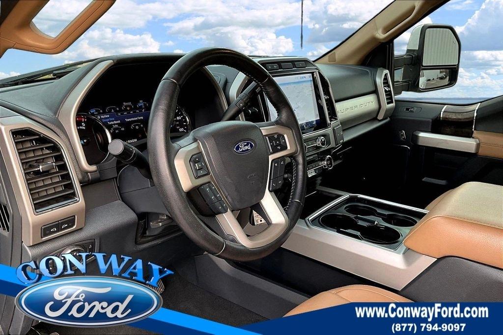 Ford F-350 SD King Ranch Crew Cab Long Bed 4WD 2022