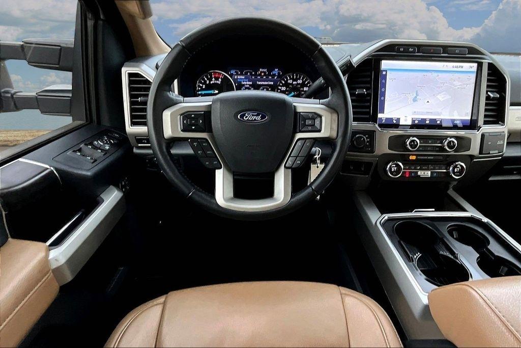 Ford F-350 SD King Ranch Crew Cab Long Bed 4WD 2022