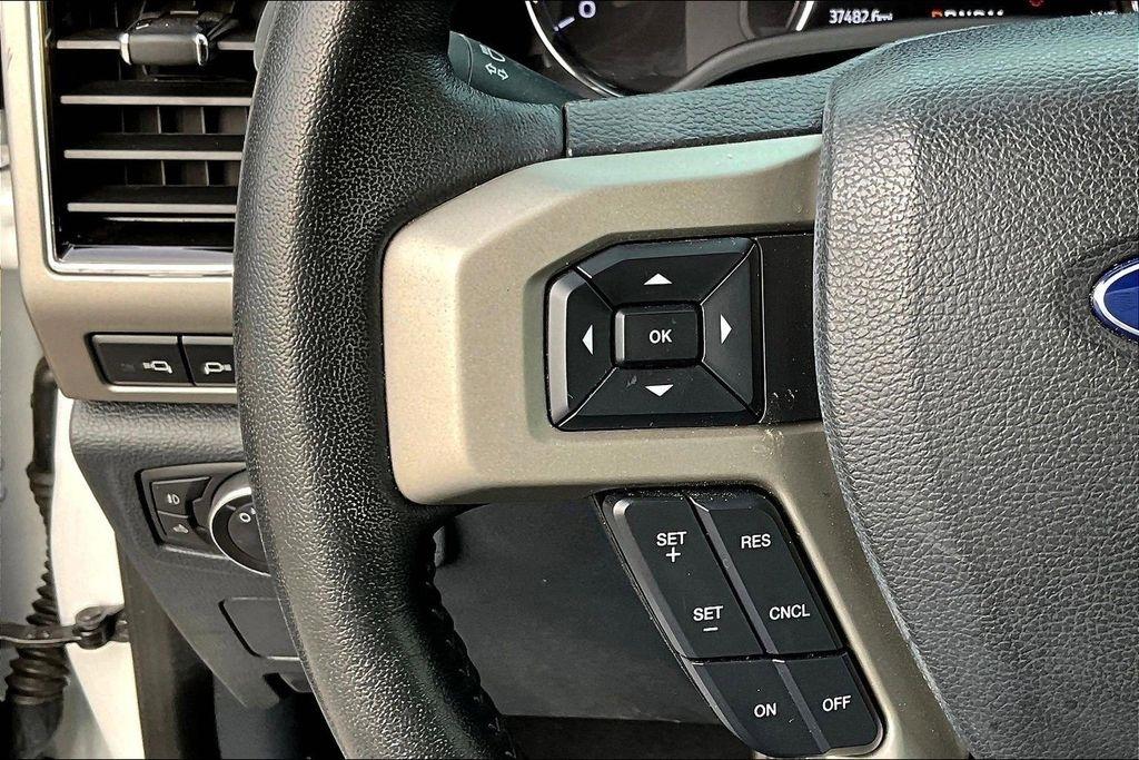 Ford F-350 SD King Ranch Crew Cab Long Bed 4WD 2022