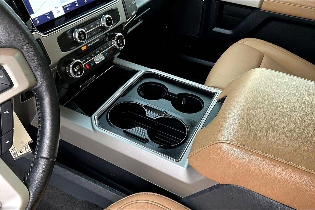 Ford F-350 SD King Ranch Crew Cab Long Bed 4WD 2022