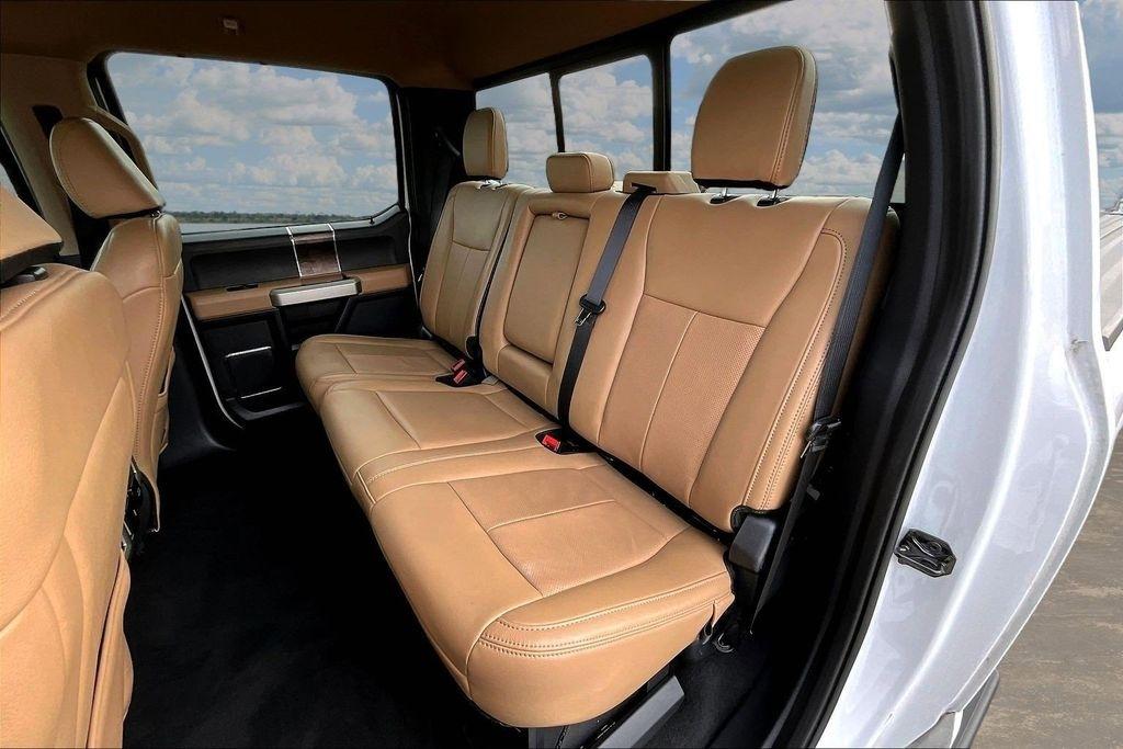 Ford F-350 SD King Ranch Crew Cab Long Bed 4WD 2022