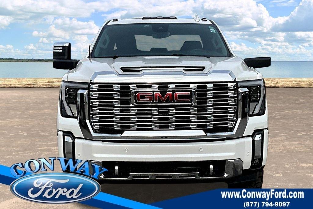 GMC Sierra 3500HD Denali Crew Cab 4WD 2024